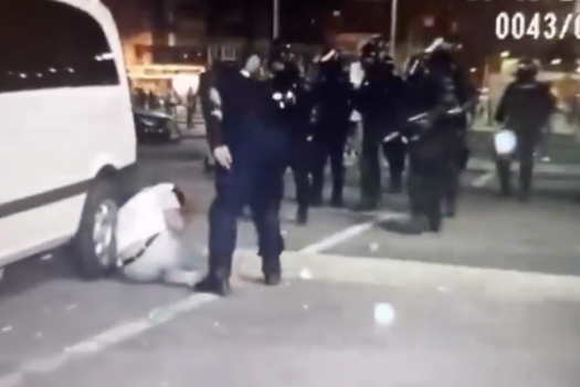 Șocant! Minor de 15 ani, bătut până la leșin de jandarmi!