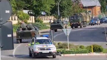 Poliția Militară, blindate și camioane, în grabă mare prin Pitești! Video