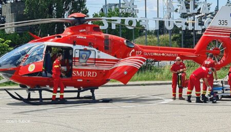Copil nou-născut, luat de urgență cu elicopterul SMURD