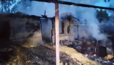 Incendiu catastrofal în Argeș. Casă făcută scrum