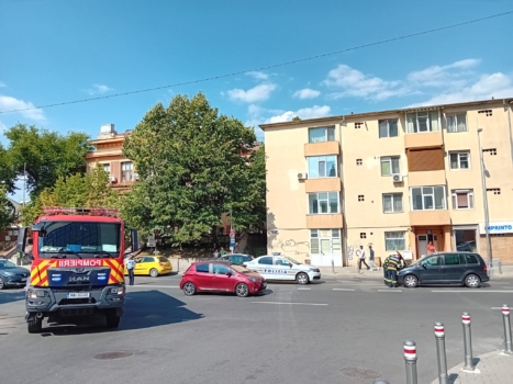 Pitești. Două mașini s-au lovit în Centru