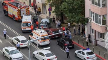 Accident cu victime în Pitești. Trei mașini s-au lovit în Centru