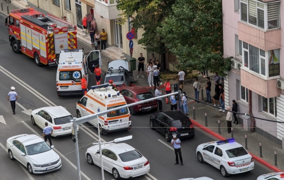 Accident cu victime în Pitești. Trei mașini s-au lovit în Centru
