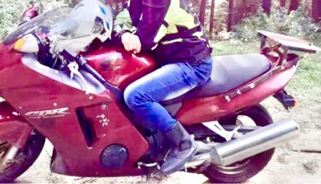 Polițist din Argeș prins drogat pe motocicletă!