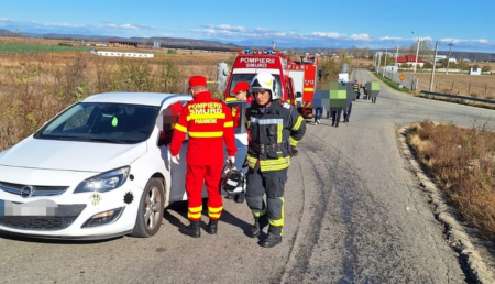 Argeș. Accident cu victimă! Două mașini s-au lovit