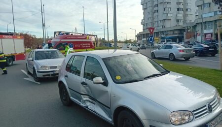 Pitești. Accident rutier cu două autoturisme, lângă Ramada