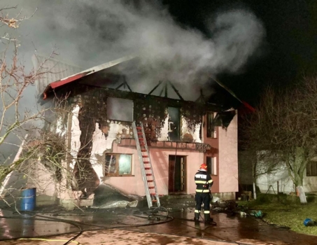 Tragedie în Argeș. Incendiul i-a fost fatal unei femei! Doliu în localitate