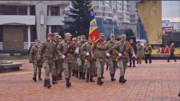 Pitești. 34 de ani de la Revoluție! Omagiu pentru eroi în Piața Vasile Milea