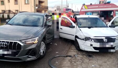 Accident în Argeș. Bărbat rănit și dus la spital