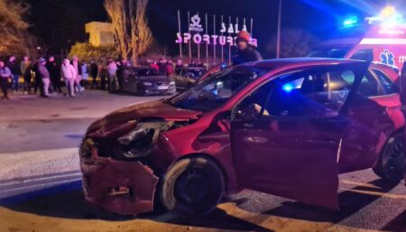 Pitești. Accident lângă Stadion. Mașini făcute praf