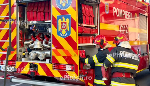 Alertă: Arde masiv în Argeș! Pompierii, misiune contracronometru