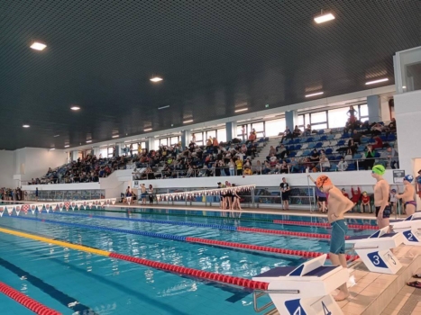Pitești. Peste 400 de sportivi se întrec la Bazinul Olimpic