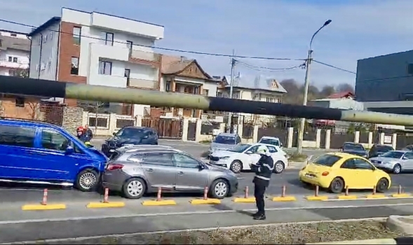 Accident în lanț, în Pitești! Forțe impresionante la fața locului