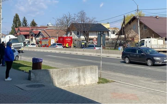 Accident neobișnuit cu un TIR implicat! PERICOL, evitați zona!
