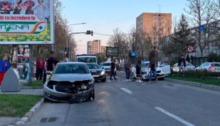 Pitești. Accident grav în Craiovei! Două mașini praf!