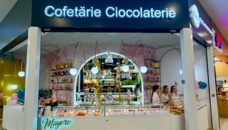 Sublim, magnific, magistral: Cofetăria ,,Mayore Chocolate & Cake”, la Argeş Mall