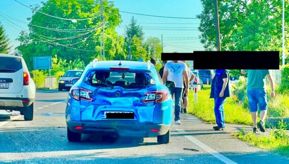Accident: Un Renault, zob! Trafic paralizat, în Argeș