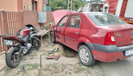 Motociclist rănit grav într-un accident teribil!