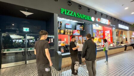 Pizza cu reducere „nebună”! Comanzi ONLINE și nu ai idee ce ofertă te așteaptă!