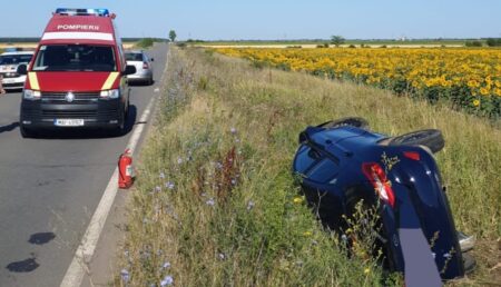 Argeș. Accident grav! Mașină răsturnată!