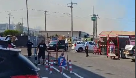 Incendiu aproape de Pitești: Arde lângă Auchan, ACUM!