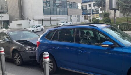 Pitești: Accident ACUM, în Centru! Două autoturisme s-au lovit