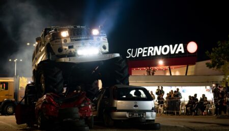 Spectacol de adrenalină la Supernova Pitești: Monster Truck Show