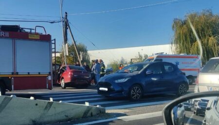 Acum! Accident grav lângă Pitești! Trafic blocat, persoană încarcerată!