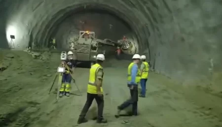 Primul tunel de autostradă, aproape gata! Deschidere neașteptată pe A1 Sibiu – Pitești!