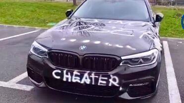 Imagini IREALE: BMW vandalizat! ,,Sigur a înșelat-o și s-a răzbunat!”