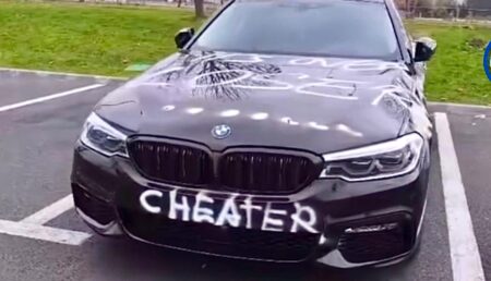 Imagini IREALE: BMW vandalizat! ,,Sigur a înșelat-o și s-a răzbunat!”