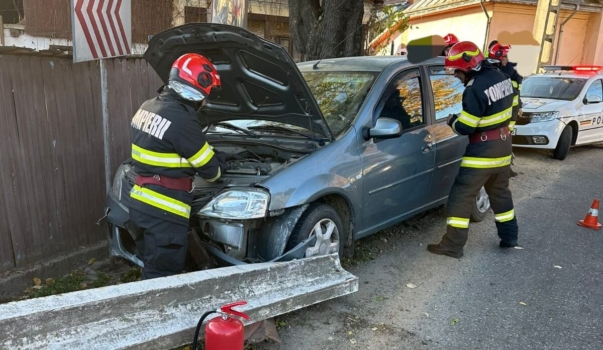 Accident în Argeș: A ieșit în decor!