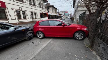 Pitești. Acum! Carambol în prag de an nou!