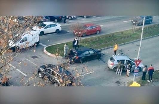 Accident acum pe Calea Craiovei! Trafic paralizat total!
