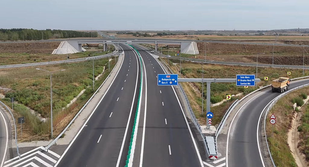 Joi se deschide lângă Pitești