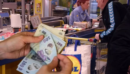 Lidl: 7000 lei, tichete de masă și asigurare privată