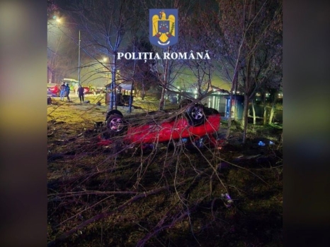 VIDEO. Accident șocant: S-a răsturnat cu mașina