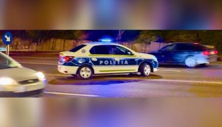 Urmărire ca în filme: A gonit 20 de km cu poliția pe urme