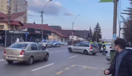 Video/Pitești. News Alert: A dat cu taxiul peste un om