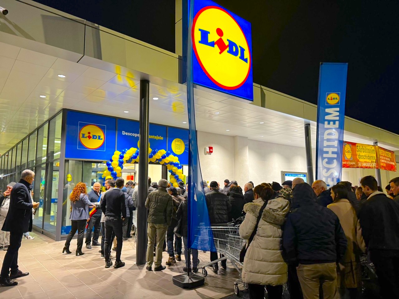 Programul magazinelor Lidl de Crăciun 2025 și Revelion 2026: când pot face clienții cumpărături