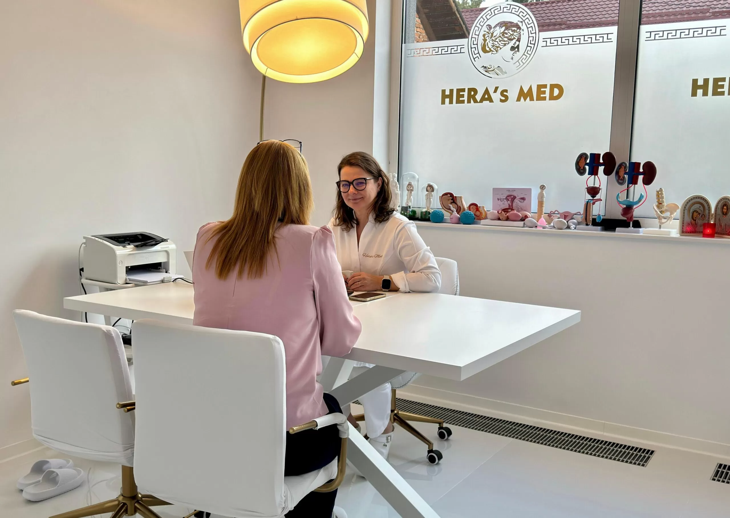 Miracolul începe aici! Prima clinică de fertilizare in vitro din Argeș!