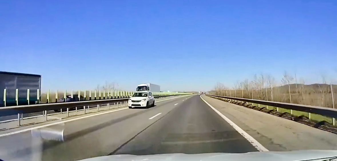Inconștiență totală: A mers pe contrasens pe A1, lângă Pitești!