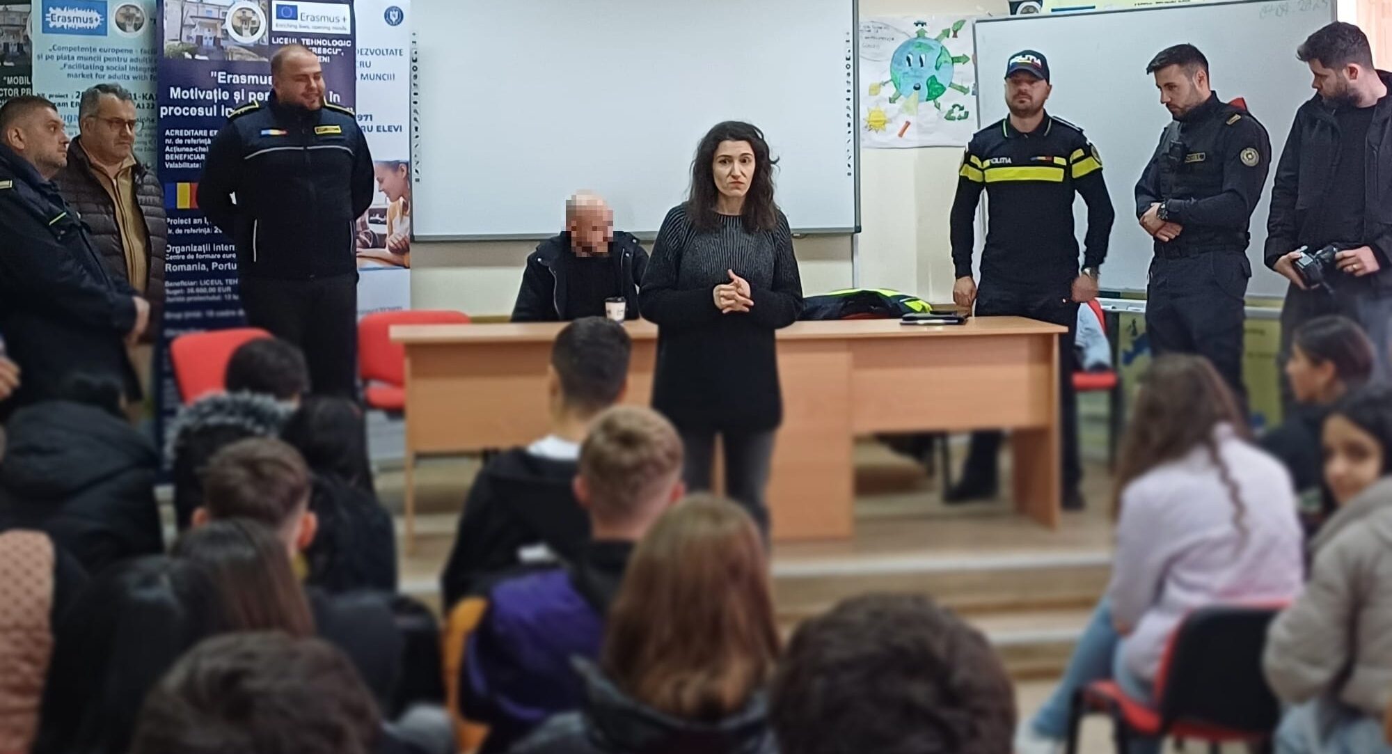 Argeș: Tulburător! Deținuții, față-n față cu elevii