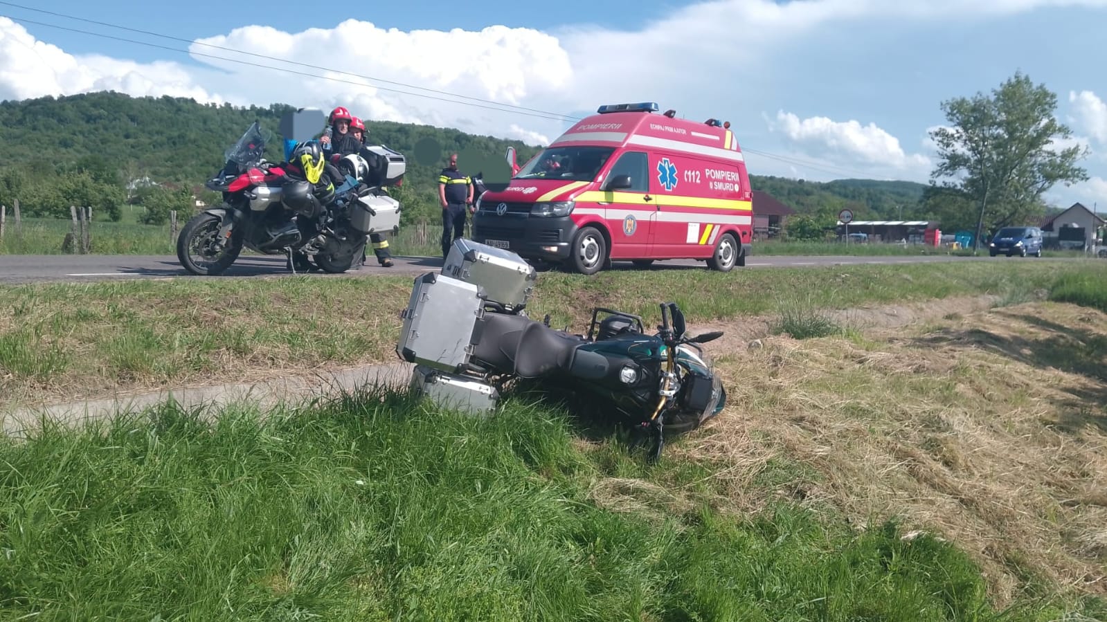 Motocicletă implicată într-un accident rutier grav pe o șosea din Argeș