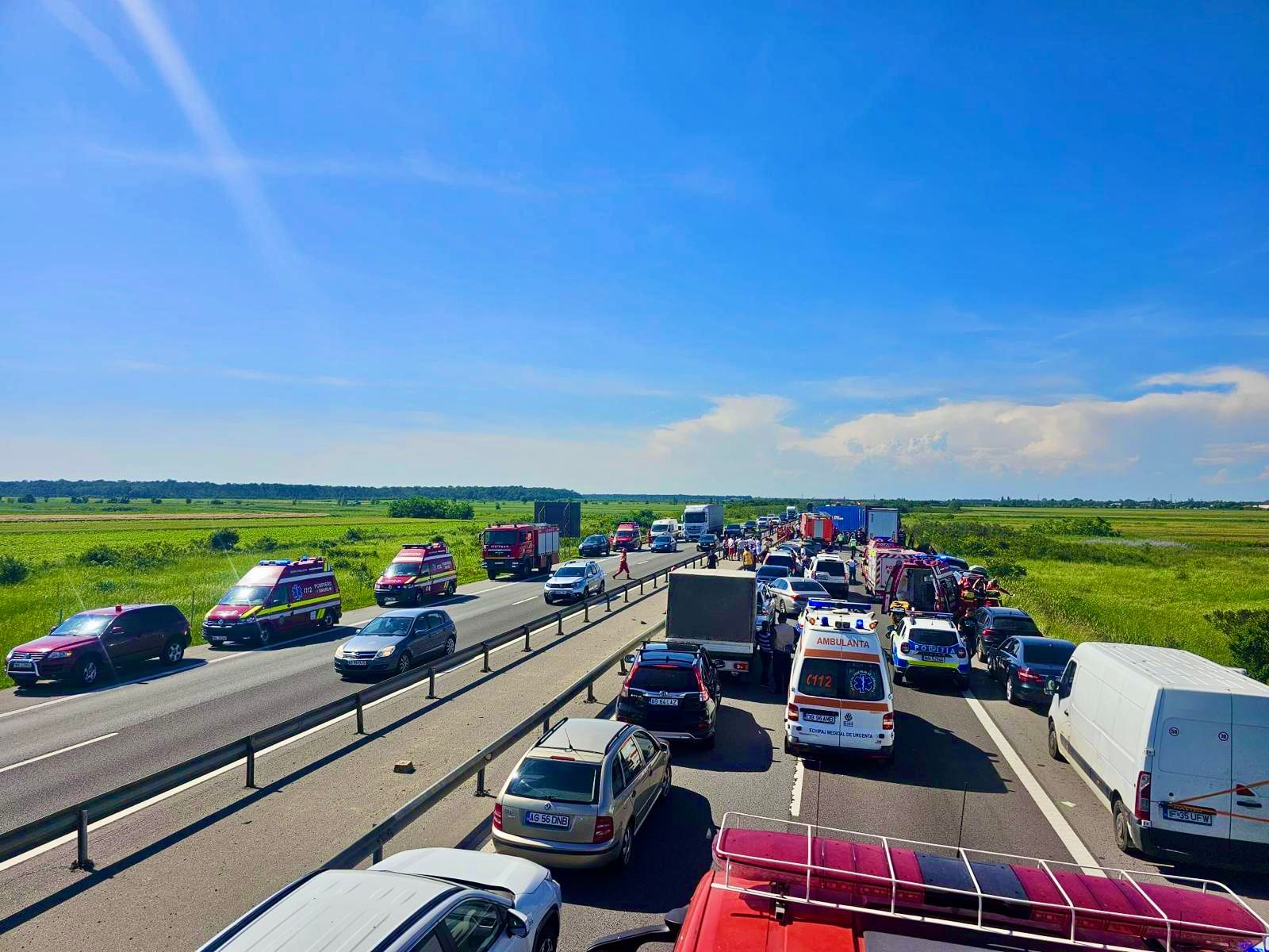 Accident pe A2, spre București: 7 mașini implicate. Trafic restricționat