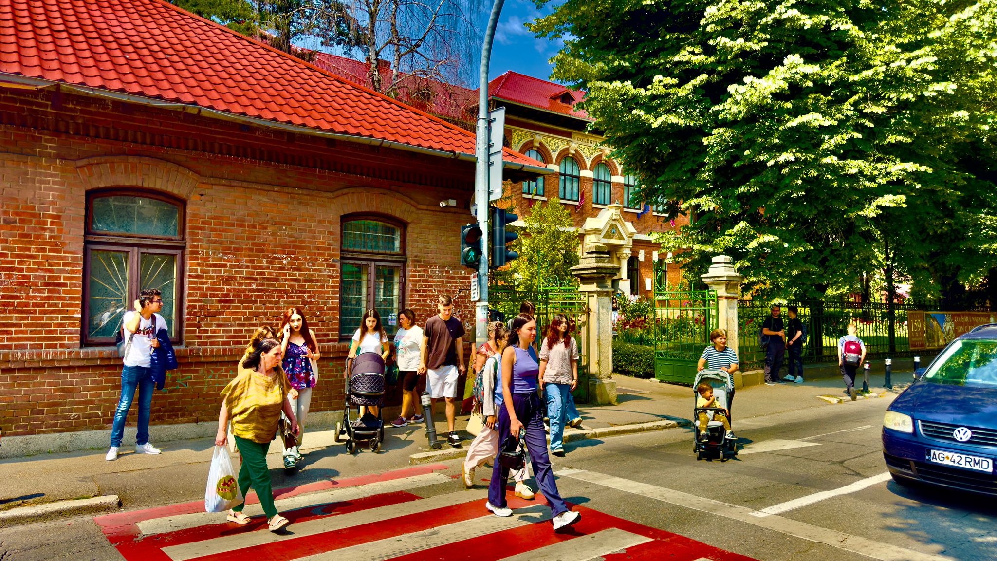 Prelungire termen pentru alocația elevilor care continuă studiile după 18 ani! Depune cererea până pe 25 septembrie 2025!