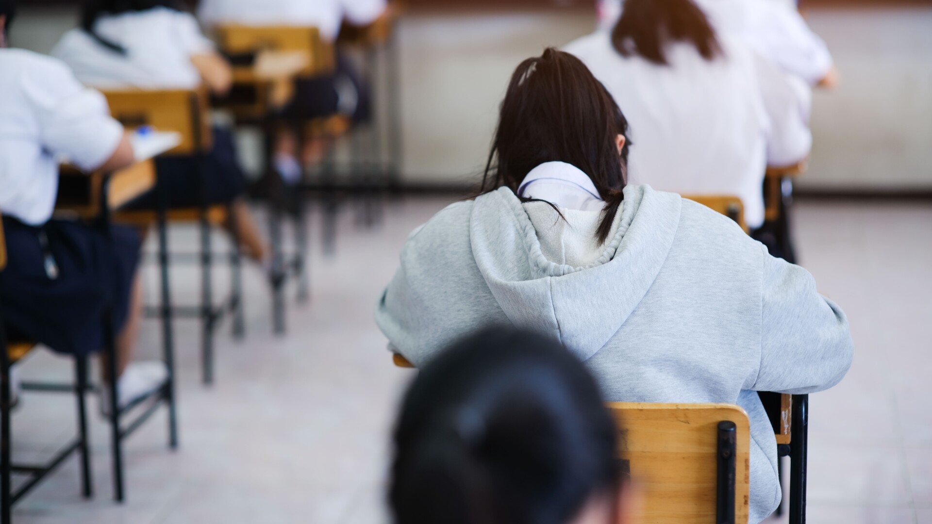 Evaluarea Națională 2025 a început azi, 23 iunie! Reguli stricte și interdicții în sălile de examen