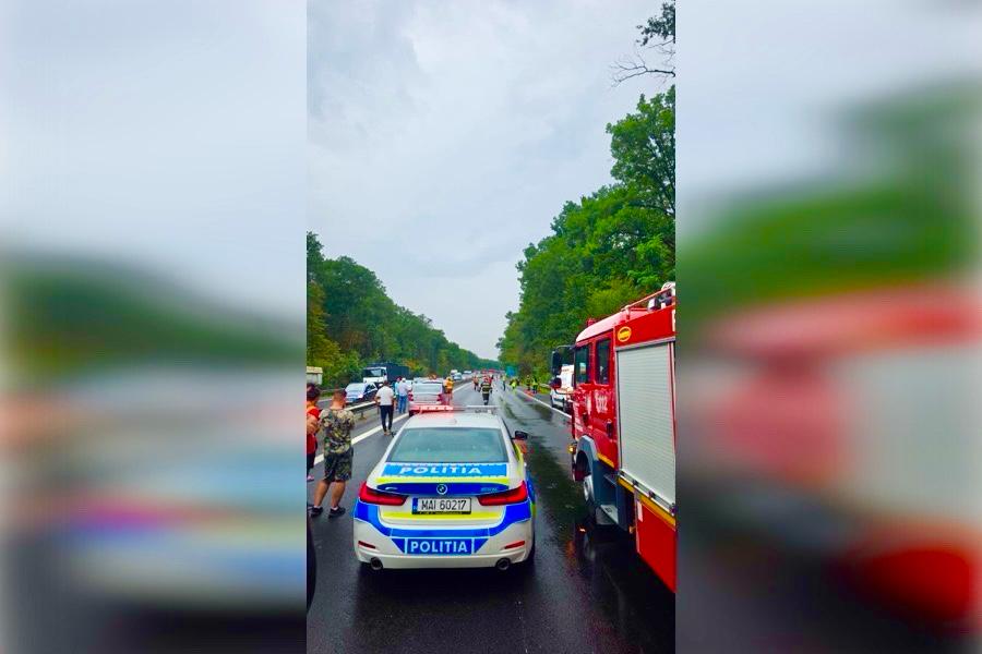 Incident deosebit de grav pe A1, spre Pitești: Persoane lovite de camion!