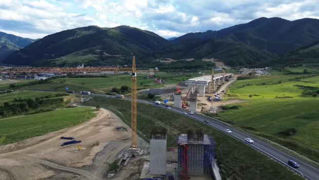 Autostrada Pitești – Sibiu: Noi imagini spectaculoase! 48 de poduri și viaducte prin Munții Carpați