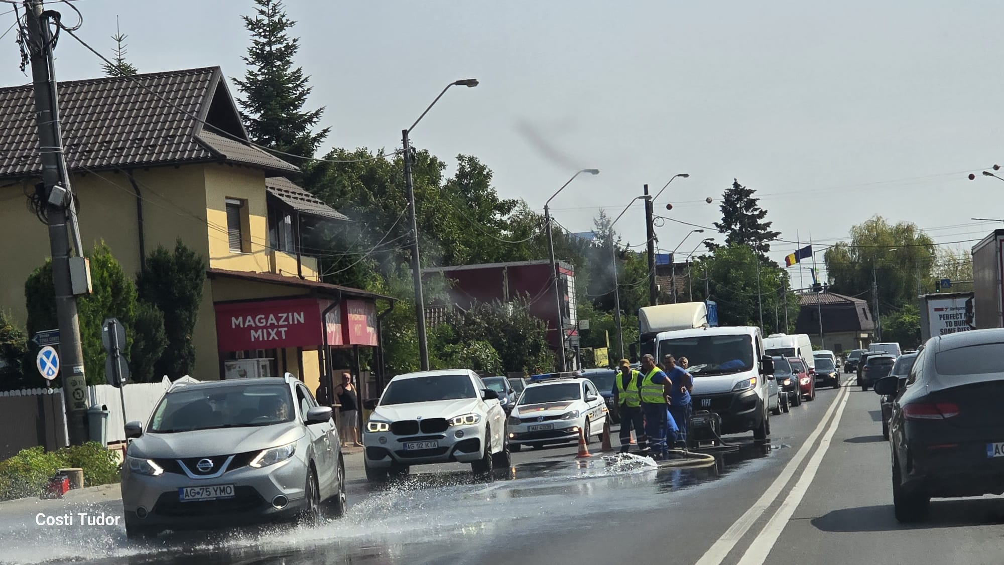 Pitești. Drum intens circulat, paralizat de o avarie gravă la rețeaua de apă